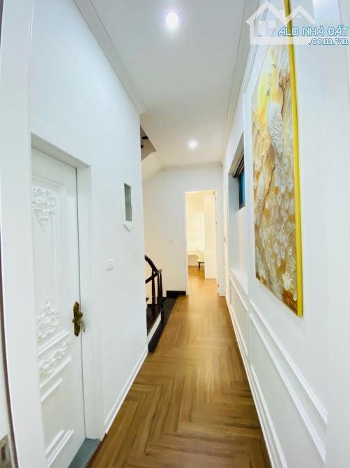 NGUYÊN HỒNG LÔ GÓC - 5M Ô TÔ TRÁNH - 55M - 13.5 TỶ. - 8