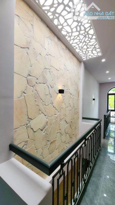 Nhà đẹp xịn xò, hẻm oto 91 Trần Quý Cáp - 3.450 - 9