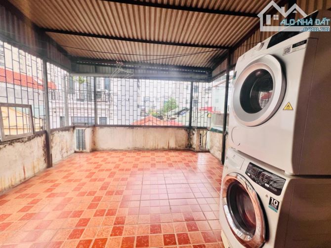 Hot! Bán Nhà Nghĩa Đô, Cầu Giấy - Phân Lô Ôtô Tránh -Vỉa Hè-40M2 - 5Tầng - Mt4.3m -15.9 Tỷ - 9