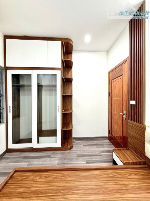 Bạch Mai nhỉnh 5 tỷ. 5 tầng. 3 ngủ full nội thất. Ngõ to đẹp - 9