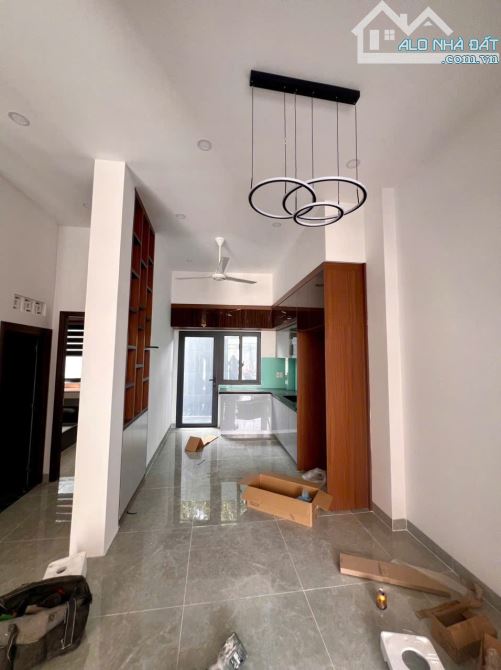 BÁN NHÀ 1 TRỆT 2 LẦU: Diện tích: 6,5 x 18m, nở hậu – tổng 122m²  PHÚ LỢI - 9