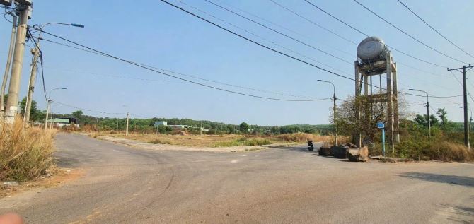 Đất 2 mặt tiền đường nhựa, quy hoạch SKC. Bình Minh, TB. Gần QL.1A. 1700m2. chỉ 4,5tỷ.