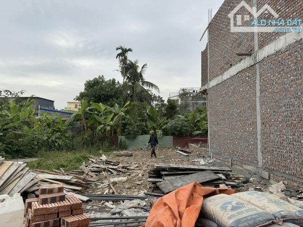 Bán 63m2 đất ngõ cạnh trường tiểu học Hùng Vương, hướng Đông Nam giá 1,1 tỷ