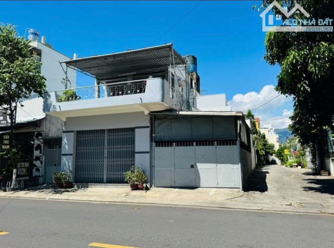 Bán nhà góc hai mặt tiền đường Nguyễn Thị Định,Phước Long,Nha Trang chỉ 12 tỉ