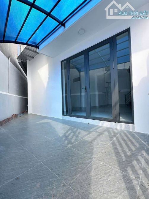 Bán nhà 1 lầu có sân rộng hẻm Phạm Thị Minh Khai