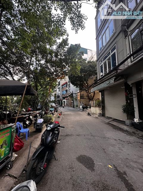 ĐẤT, HOÀNG QUỐC VIỆT, CẦU GIẤY- VỈA HÈ-KD- Ô TÔ:89/100M, MT 6,5M, GIÁ 36 TỶ.