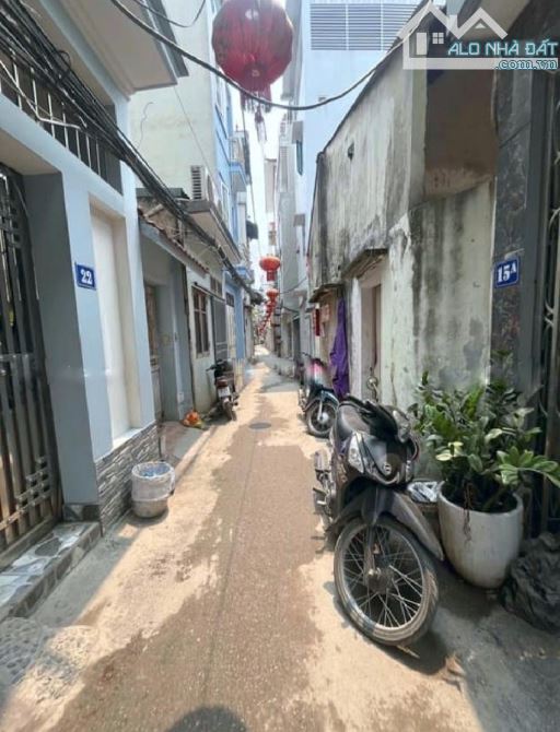 Nhà dân xây ở Vạn Phúc, 4PN full nội thất, ngõ ba gác, tiện ích bạt ngàn