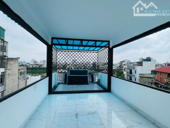 Chính chủ bán nhà 7 tầng, thang máy,  62m, ở sướng, view hồ, Linh Quang