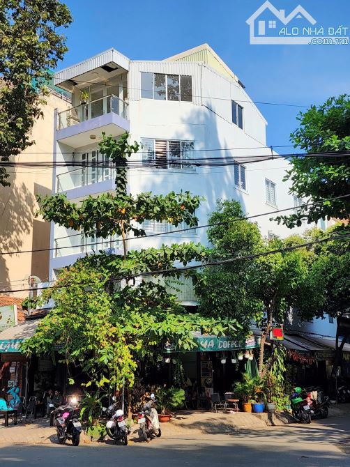 Góc MT Hiếm 284 Nguyễn Gia Trí, Bình Thạnh - 6x20 - 5 Tầng - Giá 38,4 tỷ