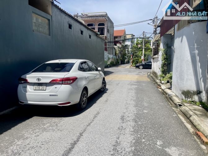 Bán đất Thượng Thanh 54m Mat 5,8m oto 7 chỗ vào đất giá nhô 9 tỷ