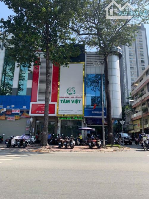 Bán gấp tòa nhà mặt tiền Nguyễn Gia Trí, Bình Thạnh, tổng 7 tầng, HDT 350 triệu /th. 75 tỷ