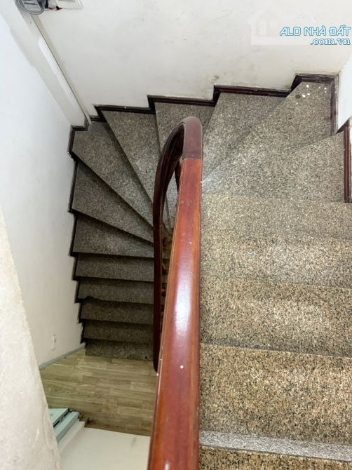 MẶT PHỐ TRẦN QUÝ KIÊN 20 TỶ DT 40M MT 4M 5T Ô TÔ TRÁNH KINH DOANH TẤP NẬP NGÀY ĐÊM.