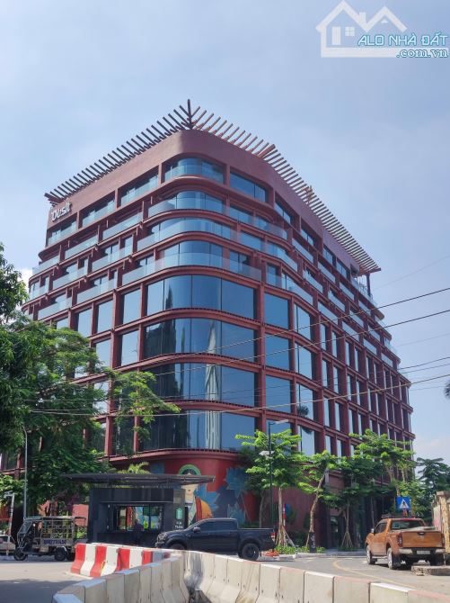 Bán nhà Trịnh Công Sơn, DT 207m x 8 tầng, mặt tiền 7.5m, dòng tiền 200 triệu, 138 tỷ đồng - 3
