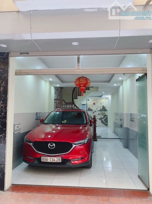 SIÊU PHẨM VĂN QUÁN PHÂN LÔ VỈA HÈ Ô TÔ TRÁNH KINH DOANH Nhỉnh 12 tỷ 38m2 5 tầng dân xây.