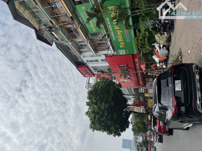BÁN ĐẤT MẶT PHỐ GIẢNG VÕ – 150M², MẶT TIỀN 6.5M – VỊ TRÍ KINH DOANH ĐẮC ĐỊA