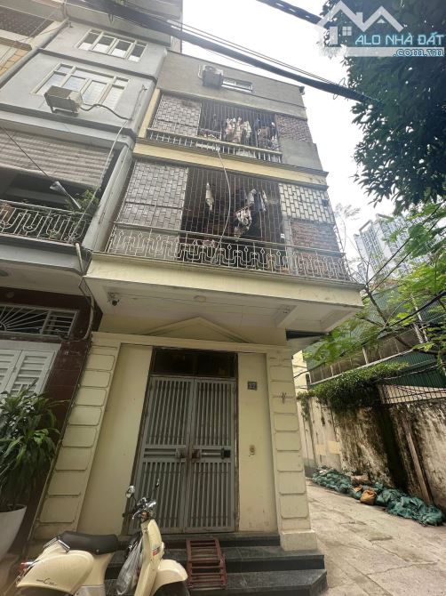 BÁN NHÀ PHÂN LÔ, LÔ GÓC, Ô TÔ, XUÂN THỦY, CẦU GIẤY, DT 30M, 4 TẦNG, MT 4M, GIÁ NHỈNH 11 TỶ
