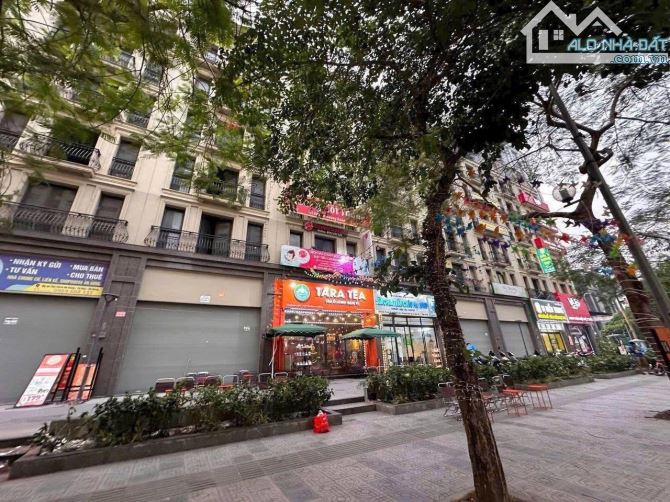💥 BÁN SHOPHOUSE TERA AN HƯNG - MẶT ĐƯỜNG ĐÔI 42M - 7 TẦNG 💥 Diện tích: 96m2 Xây 7 tầng,