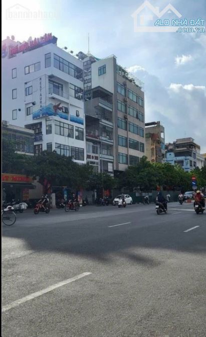 HÀNG ĐỘC QUYỀN. RẺ NHẤT MỖ LAO, HÀ ĐÔNG.  Cần bán nhà Mặt Phố Mỗ Lao, Hà Đông. Kinh doanh,