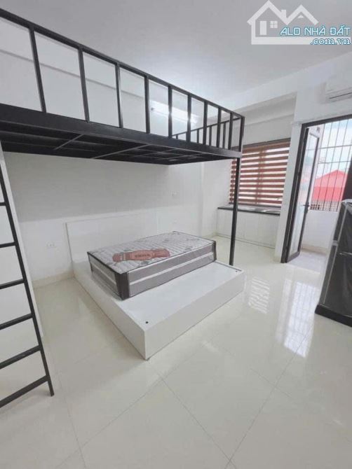 MẶT PHỐ NGUYỄN TRÃI 20 TỶ DT 80M MT 8M 7T Ô TÔ TRÁNH KINH DOANH MẶT TIỀN KHỦNG CỰC SÁNG TH