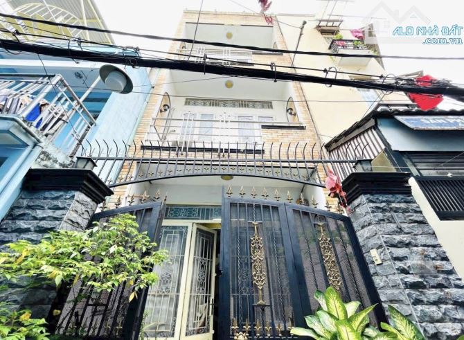 XOAY TIỀN BÁN GẤP NHÀ TRẦN HƯNG ĐẠO,QUẬN 5-GIÁ:4,31TỶ/76,8m2(4,8x16m).ĐANG CHO THUÊ.SỔ SẴN