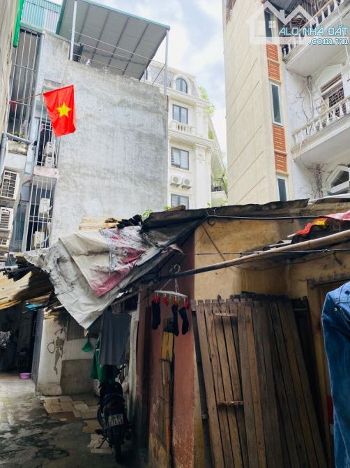 BÁN NHÀ C4 (BÁN ĐẤT) NGÕ 47 KHƯƠNG TRUNG 60m2 MT 12m GIÁ 9.9 TỶ - LÔ GÓC 3 MẶT NGÕ