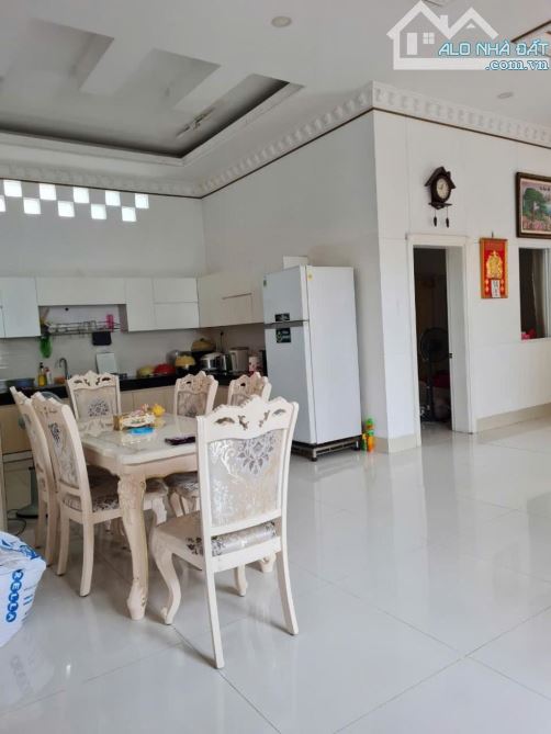 Bán gấp biệt thự mặt tiền Lập Phúc, Nhà Bè – 2 mặt tiền -  chủ giảm thêm 800tr