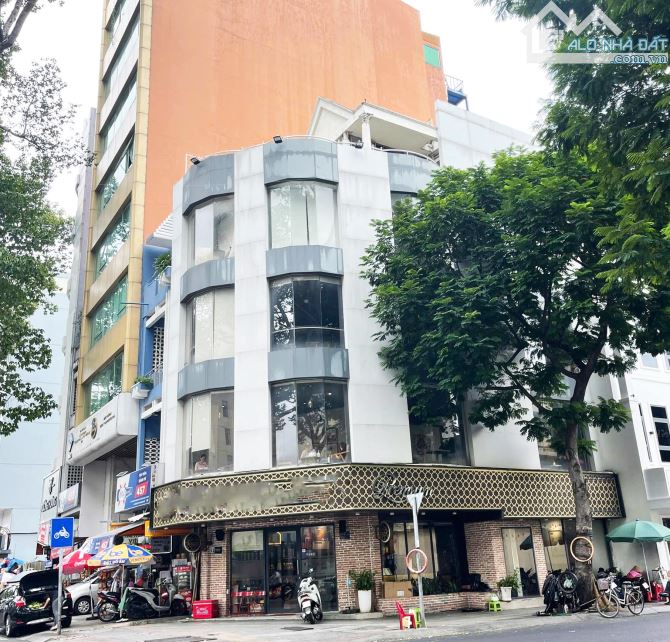 Siêu vị trí Góc 2MT Võ Thị Sáu, Quận 3 - Ngang gần 8x15m - 3 tầng - HĐT:140trđ - Chỉ 35 tỷ