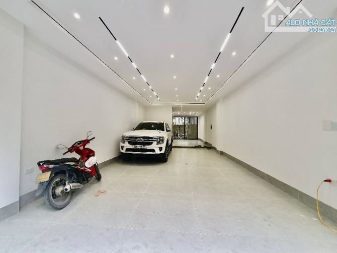 Bán Nhanh Toà Nhà 7 Tầng Phố Trạm 26 tỷ-100m2-Mt 5.5m-Ô TÔ TRÁNH-KINH DOANH SẦM UẤT-FULL