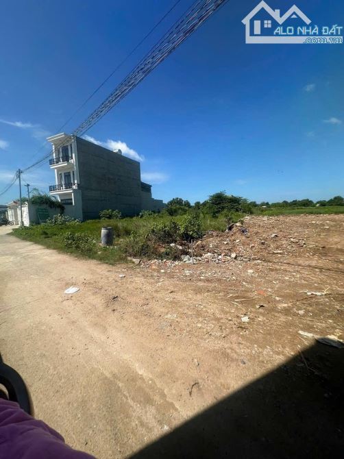 Cần Ra Đi  Nhanh Lô Đất Toạ Lạc Tại Thị Trấn Long Hải Huyện Long Đất
