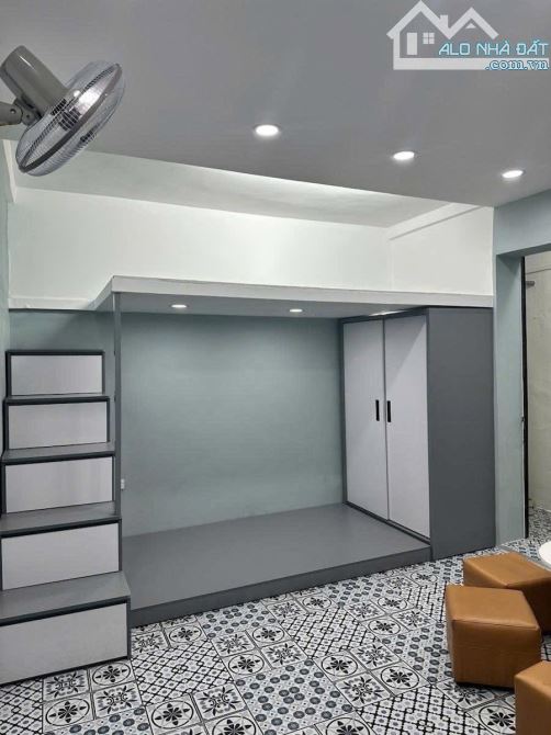 Tập thể 1.9 Tỷ Có Sổ Riêng💥Đầy đủ Ngủ+WC💥Gần 40m2💥Nhà đẹp ở luôn💥Có thương lượng