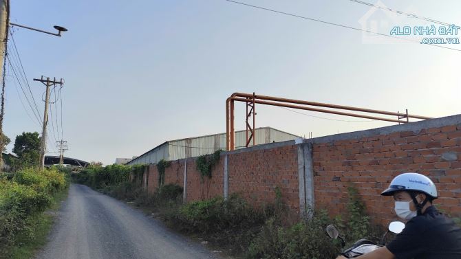 Cần bán gấp 4,2Ha  QH SKC, Bắc Sơn, Trảng Bom Tỉnh Đồng Nai .Giá Chỉ 1,8tr/m2 - 1