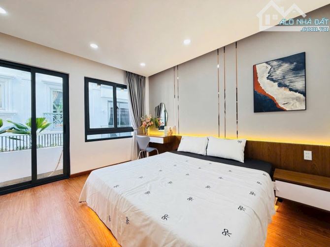 NHÀ ĐẸP QUẬN 7, HXH, 4x11M, 3 TẦNG, 4PHÒNG NGỦ, TRẦN XUÂN SOẠN - 1