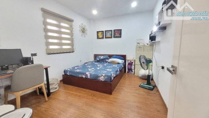 BIỆT THỰ ĐẸP - AN DƯƠNG VƯƠNG - VÕ BĂN KIỆT - HXH THÔNG - 142M2 - ( 7 X 20 )- 2 TẤM - CHỈ - 1