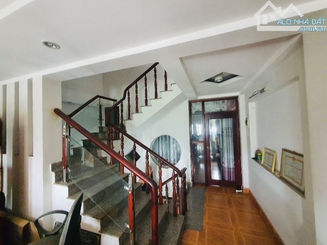 Bán Nhà Dĩ An- Nguyễn Tri Phương, Dt:61m2 x 3tầng . Chỉ 4 tỷ 3 - 1