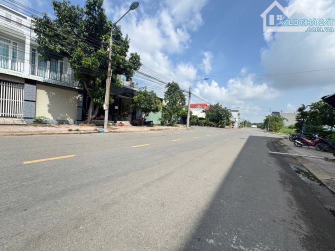 Kẹt Tiền Cắt Lỗ Lô 140M2, SHR, Giá 1 tỷ 9, Ngay Chợ Đại Phước, Ra Vành Đai 3 10ph - 1