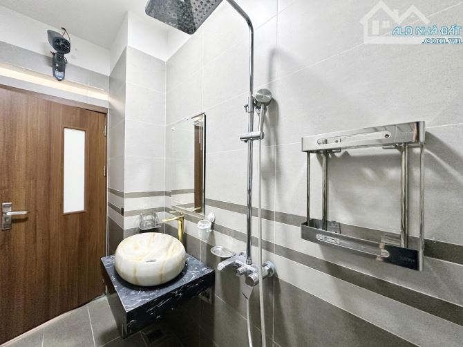 Bán nhà 3 tầng độc lập về ở luôn phố Hào Khê - 1