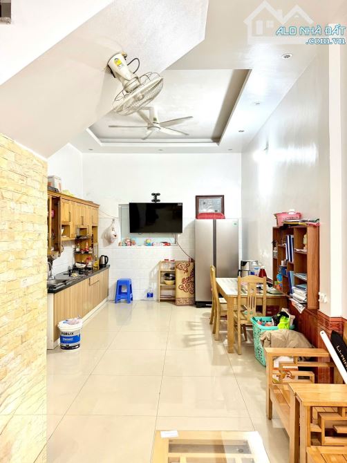 Chính chủ bán nhà 5 tầng, 44m, ở sướng, ô tô vào nhà, thoáng trước sau, Nguyễn Ngọc Nại - 1