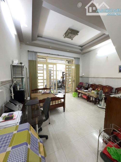 Nhà Đẹp 2 Tầng Linh Xuân – 70m2 - Hẻm Ô Tô 5M – Gần Chợ – Sổ Riêng – Giá Tốt 5.25 Tỷ! - 1