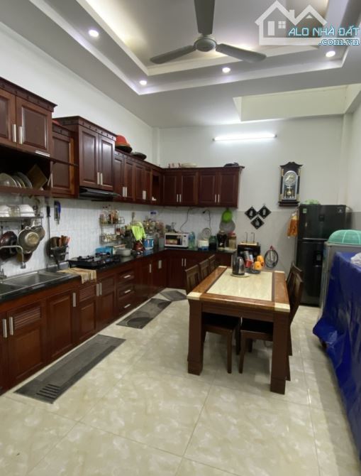 BÁN NHÀ ĐẸP HẺM XE HƠI BỜ BAO TÂN THẮNG, 4X15, 4 TẦNG, 7.3 TỶ TL - 1