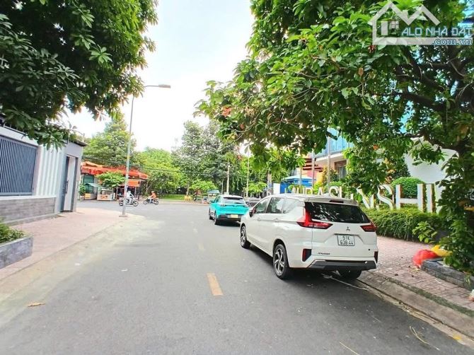 Nhà bán: đường 25A. Q6. DTSD 113m2. 5 tầng. Giá 20,5 tỷ - 1