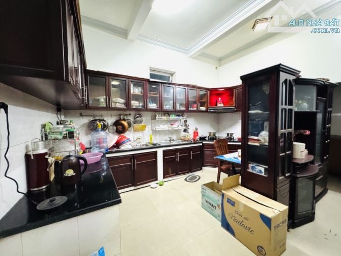 Biệt thự mặt tiền TTN 1 ,Tân Thới Nhì,Hóc Môn 2Tx 195 m2 . Giá chỉ  7.2 tỷ (TL) - 1