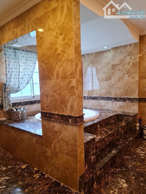 Bán BIỆT THỰ KDC Conic Nguyễn Văn Linh, Bình Chánh, 8,5x18, 3 tầng, nhỉnh 14 tỉ - 1