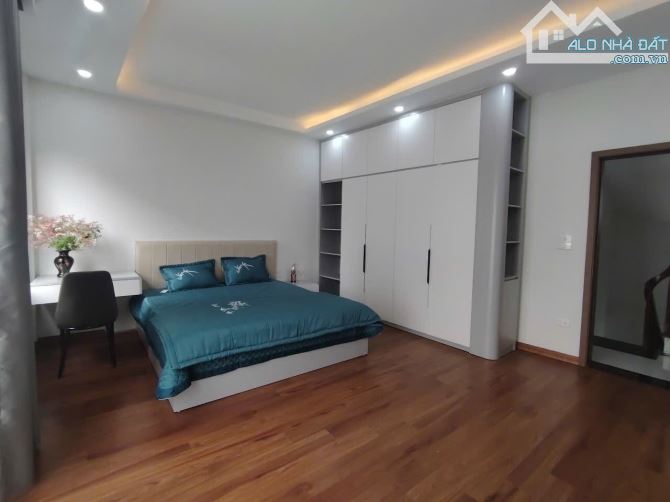 Bán nhà Bồ Đề, nhà đẹp ở luôn, thang máy, lô góc, 41m2, 6 tầng, 10.9 tỷ - 1