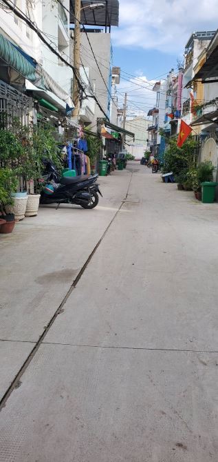 Bán nhà hẻm xe hơi đường Nguyễn Quý Yêm, An Lạc, Bình Tân, 4x14m, 2 tầng, giá 5,7 tỷ - 1