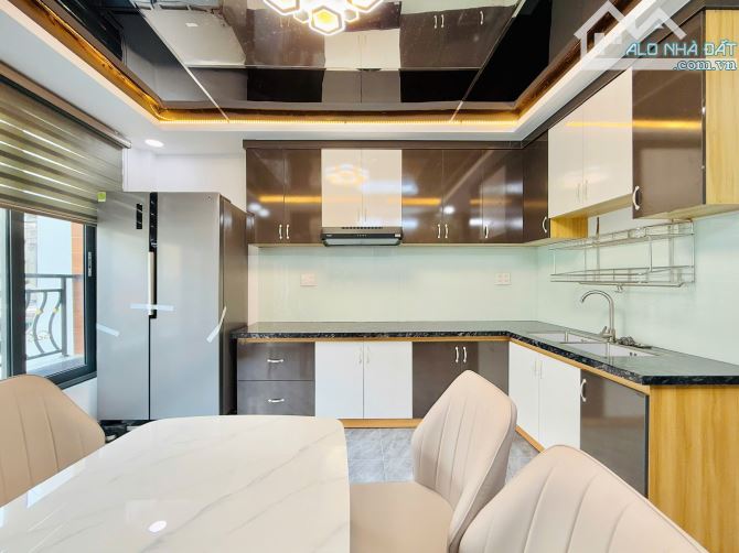 Bán gấp nhà 2 MT Nguyễn Văn Khối,GV-Dt; 7x25m 2 lầu giá chỉ :26,5 tỷ,còn HĐT 45 triệu - 1