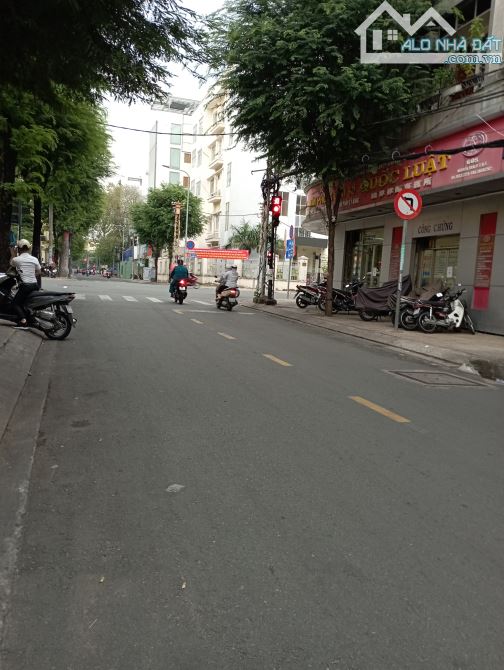 Bán nhà MT Yết Kiêu ngay An Đông II p9q5 8x10m 4 lầu mới chỉ 31 tỷ - 1