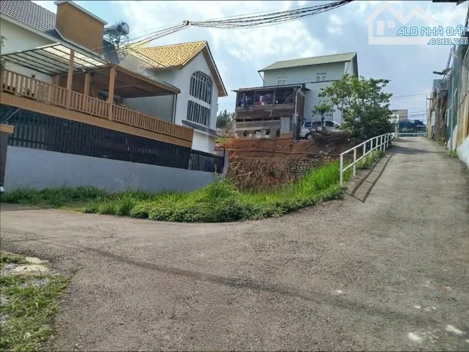 BÁN ĐẤT BIỆT THỰ 214M GIÁ 7 TỶ CÒN THƯƠNG LƯỢNG HẺM CAO THẮNG - 1