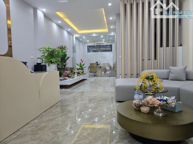 Siêu phẩm Nguyễn Tuân 72m  6 tầng  mặt tiền 5.5m thang máy vỉa hè kinh doanh giá 41 Tỷ - 1