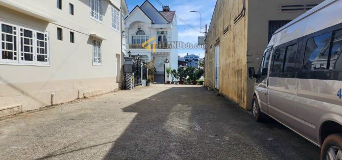 ĐẤT ĐẸP CÓ VIEW GẦN CHỢ Ô TÔ THOẢI MÁI ĐƯỜNG LƯƠNG ĐÌNH CỦA PHƯỜNG 11 ĐÀ LẠT - 1