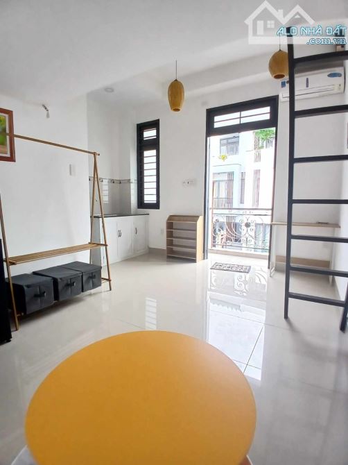 CHDV 6 TẦNG THANG MÁY 135m2 - 16 PHÒNG THU NHẬP HƠN 100TR/THÁNG - 1